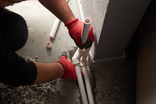 Best Emergency Plumber  in Bristol, FL